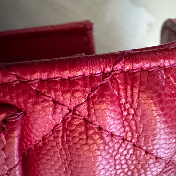 Rare Chanel card holder XL Reissue Raspberry color - Picture 12 of 15